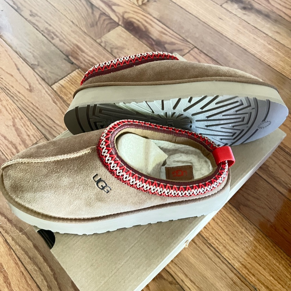 Ugg Tazz Slippers Chestnut Size 9